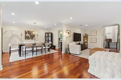 25 Fells Manor Rd, Caldwell, NJ 07006 - Photo 10