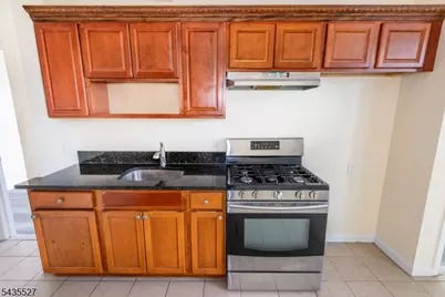 287 N 10th St #2, Newark, NJ 07107 - Photo 8