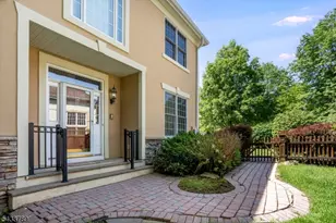 16 Wyckoff Way, Chester, NJ 07930 - Photo 4