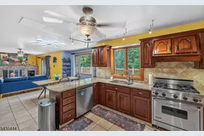 5110 Berkshire Valley Rd, Jefferson Township, NJ 07438 - Photo 4