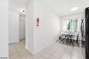 18 Lake Ave, East Brunswick Township, NJ 08816 - Photo 6