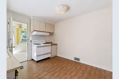 221 Ralph St, Belleville, NJ 07109 - Photo 14