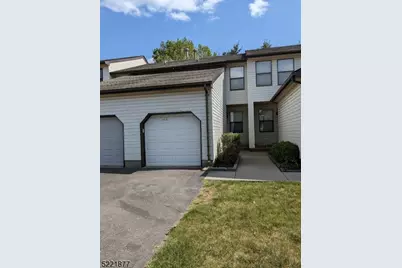 604 Almond Ct, Raritan Township, NJ 08822 - Photo 16