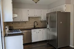604 Almond Ct, Raritan Township, NJ 08822 - Photo 8