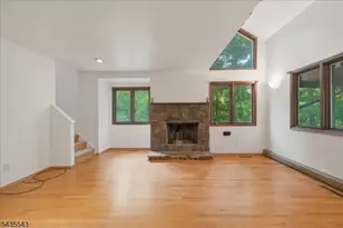 17 Village Way, Highland Lakes, NJ 07462 - Photo 2