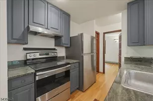 17 Village Way, Highland Lakes, NJ 07462 - Photo 4