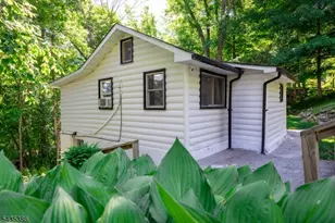 7 Birch Rd, Vernon Twp., NJ 07461 - Photo 14