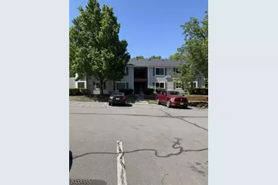 47 Bolton Ct, Franklin Township, NJ 08873 - Photo 2