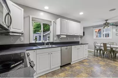 45 Hillside Ave, Nutley, NJ 07110 - Photo 16