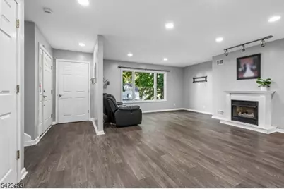 45 Hillside Ave, Nutley, NJ 07110 - Photo 10