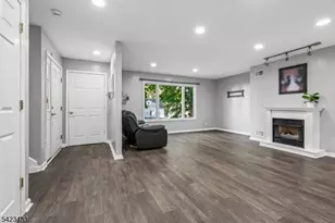 45 Hillside Ave, Nutley, NJ 07110 - Photo 10