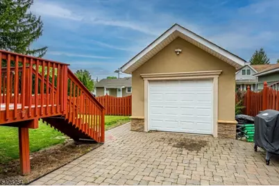 16 S 9th Ave, Manville, NJ 08835 - Photo 16