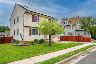 16 S 9th Ave, Manville, NJ 08835 - Photo 2