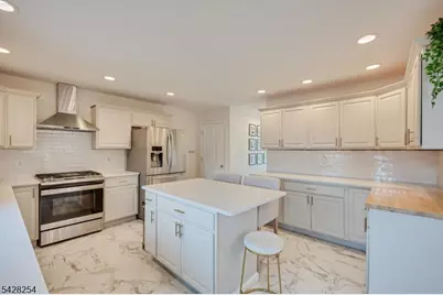 16 S 9th Ave, Manville, NJ 08835 - Photo 36