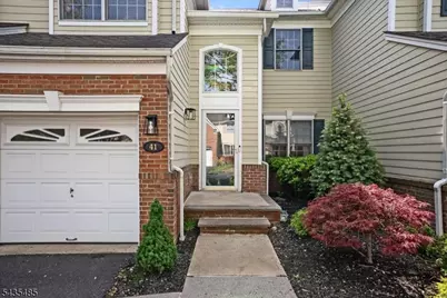 41 Chestnut Ct, Cedar Grove, NJ 07009 - Photo 18