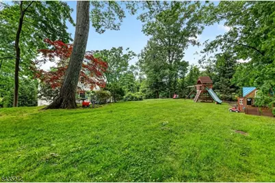 15 Afterglow Ave, Verona, NJ 07044 - Photo 40