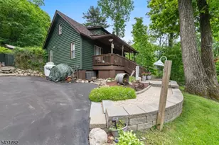 66 Fairlawn Dr, West Milford, NJ 07421 - Photo 26