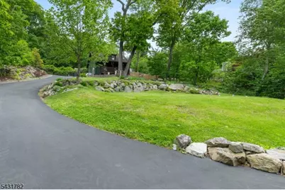 66 Fairlawn Dr, West Milford, NJ 07421 - Photo 38