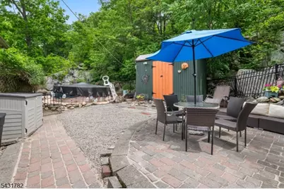 66 Fairlawn Dr, West Milford, NJ 07421 - Photo 20