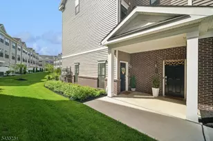 42 Harvest Wy, Little Falls Township, NJ 07424 - Photo 22