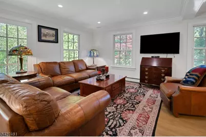 4 Farview Ave, Randolph Township, NJ 07869 - Photo 4