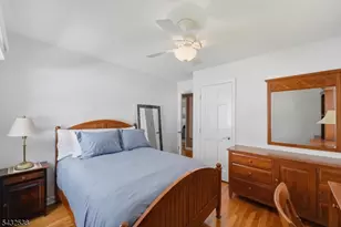 31 Middle Hill Rd, Woodbridge Township, NJ 07067 - Photo 16