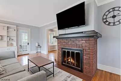 12 Raymond Rd, Morris Township, NJ 07950 - Photo 4
