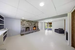 29 Lake Wallkill Rd, Vernon, NJ 07461 - Photo 16