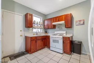 665 Grove St, Irvington, NJ 07111 - Photo 6