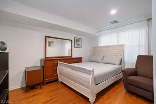 15 Boulder Run Rd, Paterson, NJ 07501 - Photo 4