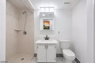 15 Boulder Run Rd, Paterson, NJ 07501 - Photo 18
