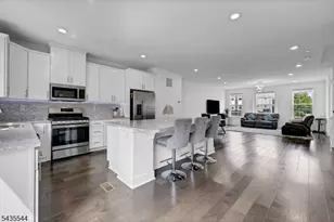 6 Martin Pl, Morris Plains, NJ 07950 - Photo 18