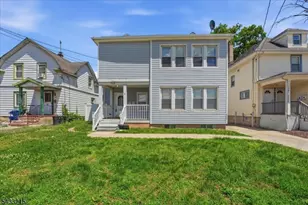 122 S Lincoln Ave, Middlesex, NJ 08846 - Photo 1