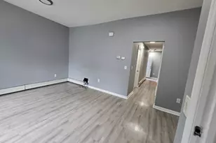 713 E 27th St, Paterson, NJ 07504 - Photo 4