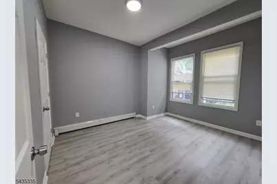 713 E 27th St, Paterson, NJ 07504 - Photo 12