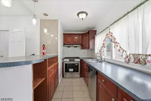 122 S Lincoln Ave, Middlesex, NJ 08846 - Photo 18