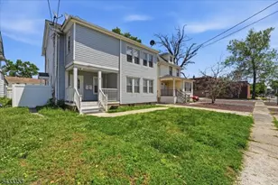 122 S Lincoln Ave, Middlesex, NJ 08846 - Photo 2