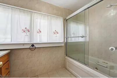 122 South Lincoln Ave #2, Middlesex, NJ 08846 - Photo 8
