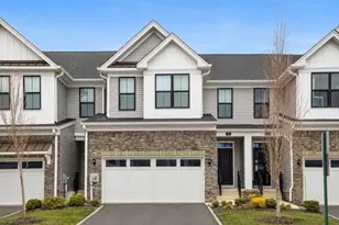26 Wisteria Ct, Monroe Township, NJ 08831 - Photo 1