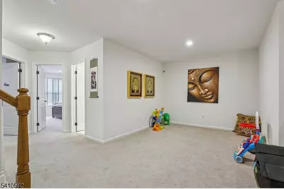 26 Wisteria Ct, Monroe Township, NJ 08831 - Photo 12