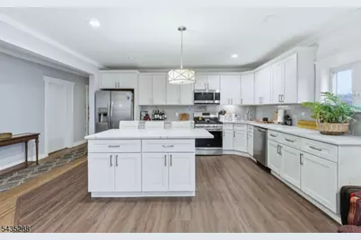 449 Union Ave, Elizabeth, NJ 07208 - Photo 36