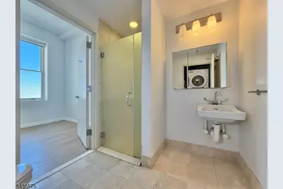 2000 West St, Union City, NJ 07087 - Photo 16
