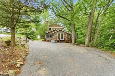 158 Glenside Trl, Byram Township, NJ 07871 - Photo 32