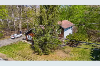 11 Greenbrook Dr, West Milford, NJ 07480 - Photo 14