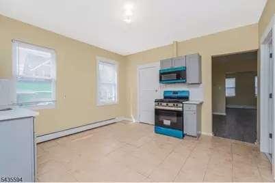 105 Louis St, New Brunswick, NJ 08901 - Photo 8