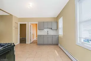 105 Louis St, New Brunswick, NJ 08901 - Photo 6