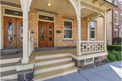 92 N Union St, Lambertville, NJ 08530 - Photo 4