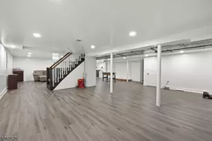400 Hobart Ave, Millburn, NJ 07078 - Photo 20