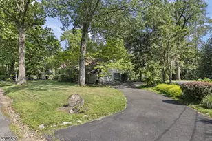 400 Hobart Ave, Millburn, NJ 07078 - Photo 26