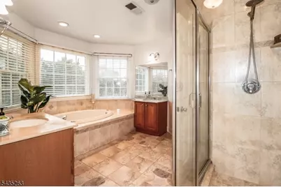 2 Brenner Ct, Franklin Township, NJ 08873 - Photo 18